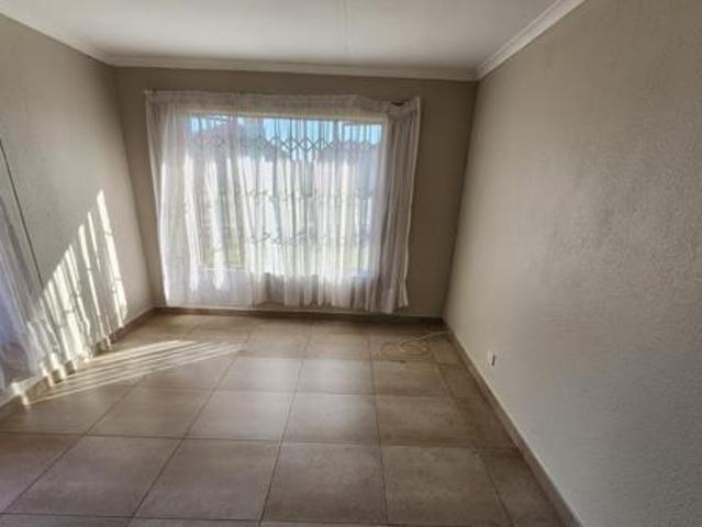 3 Bedroom House in Embalenhle