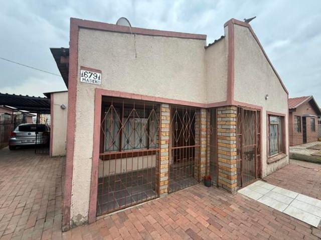 3 Bedroom House in Embalenhle