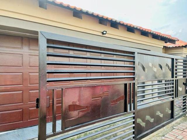 3 Bedroom House in Embalenhle