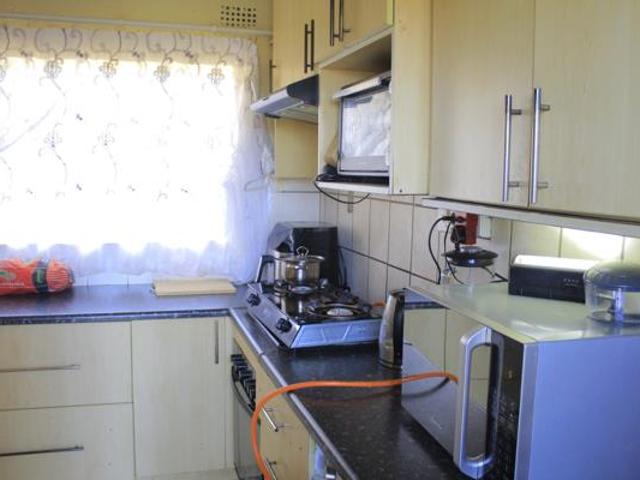 3 Bedroom House in Emdo Park