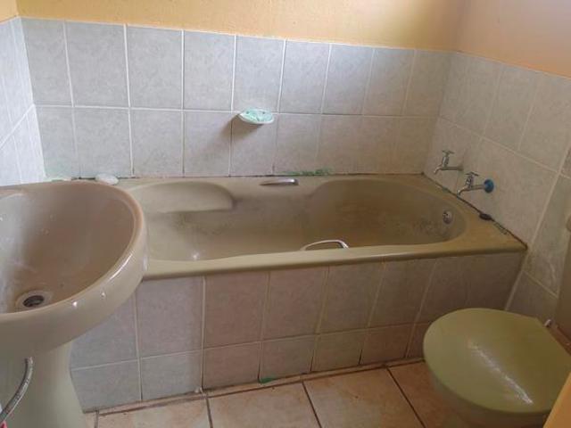 3 Bedroom House in Emdo Park
