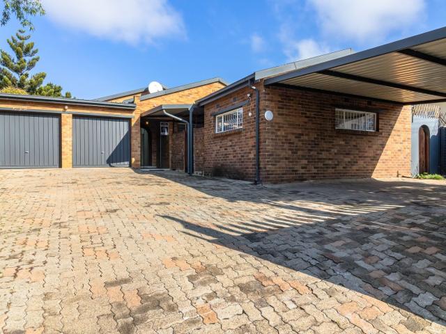 3 Bedroom House in East Town