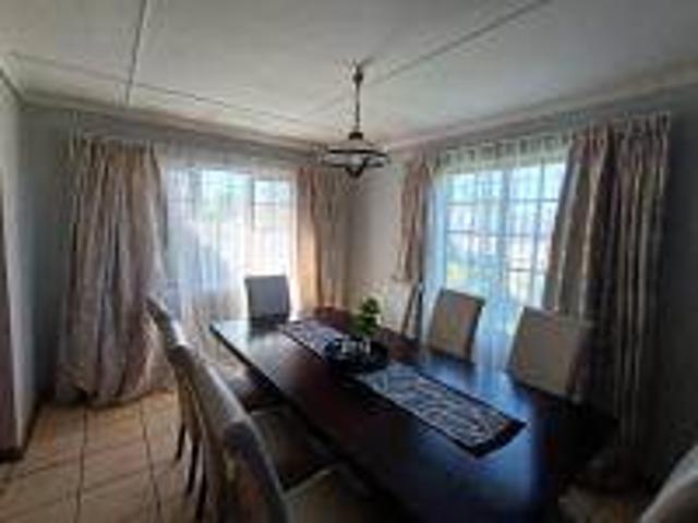 3 Bedroom House in East London Central