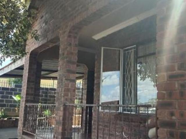 3 Bedroom House in Eastwood