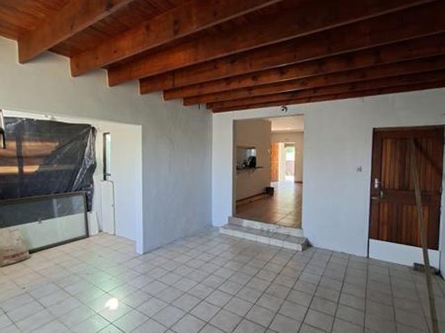 3 Bedroom House in Eastwood