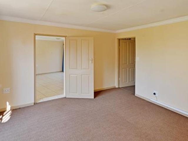 3 Bedroom House in Edleen