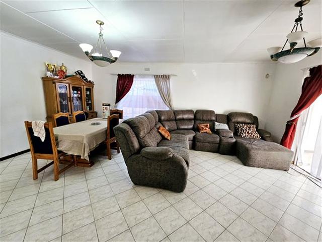 3 Bedroom House in Elti Villas