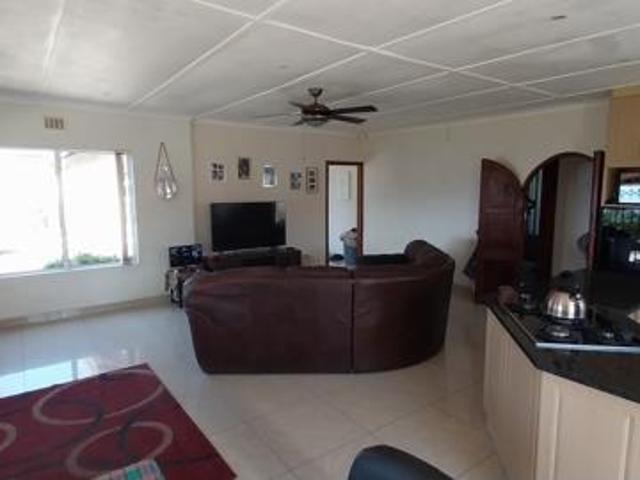 3 Bedroom House in Elysium