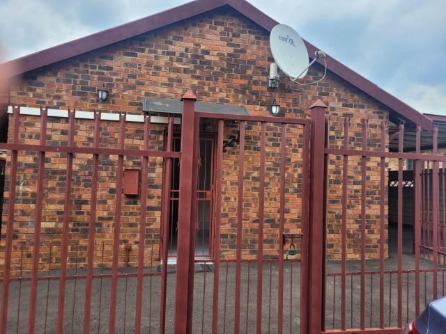 3 Bedroom House in Elandspoort