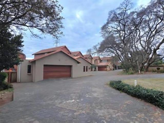 3 Bedroom House in Eldo Glen