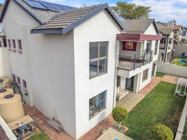 3 Bedroom House in Eldo Ridge Estate