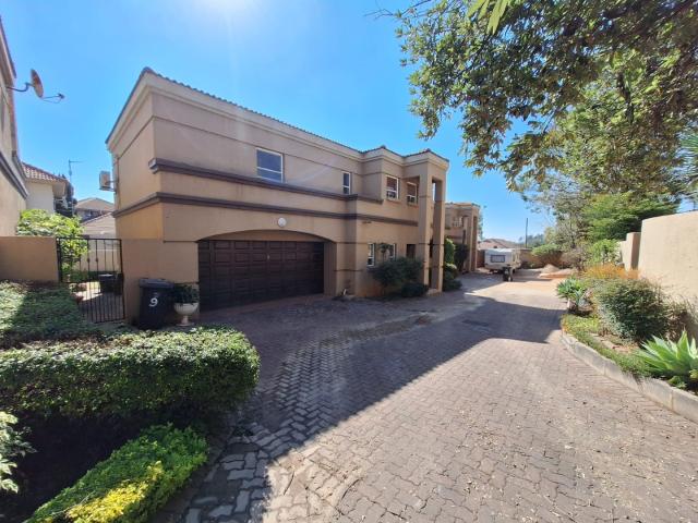 3 Bedroom House in Eldoraigne