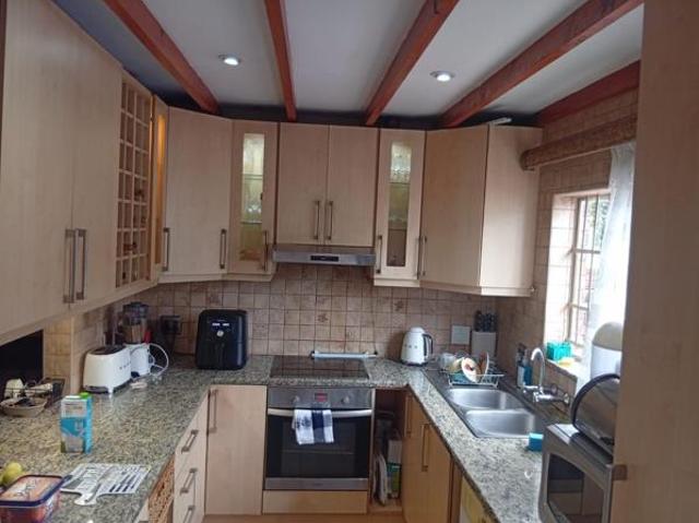 3 Bedroom House in Eldoraigne