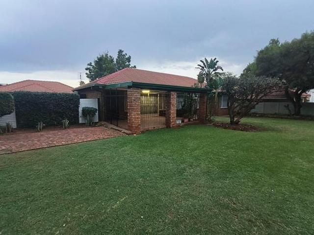 3 Bedroom House in Erasmia