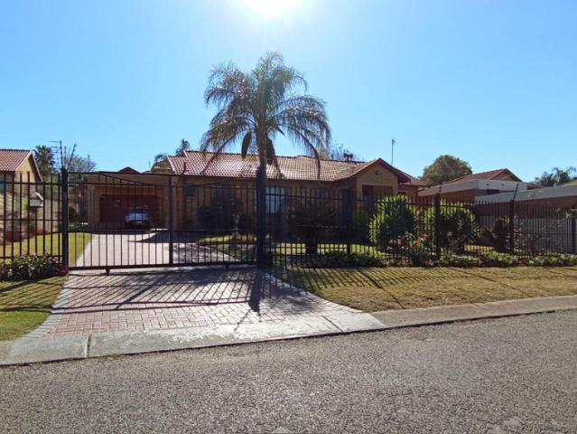 3 Bedroom House in Erasmia