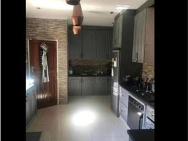 3 Bedroom House in Erasmia