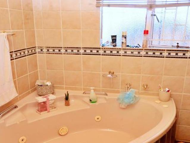 3 Bedroom House in Erasmia