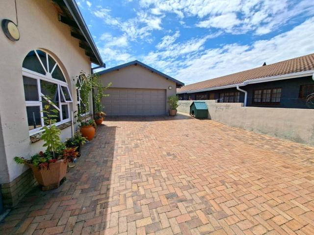 3 Bedroom House in Estcourt