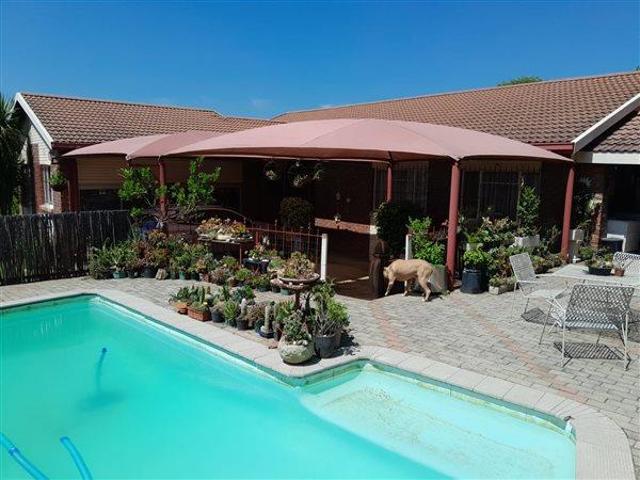 3 Bedroom House in Estcourt