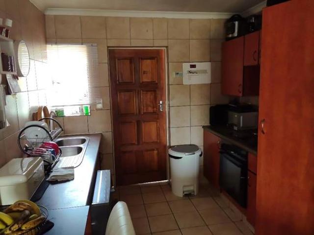 3 Bedroom House in Esther Park