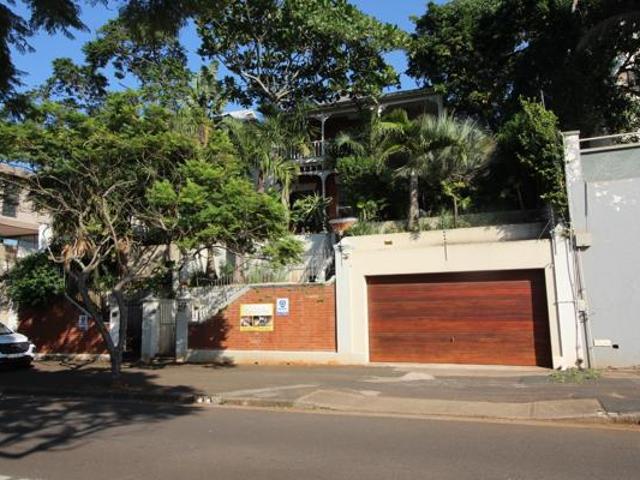 3 Bedroom House in Essenwood