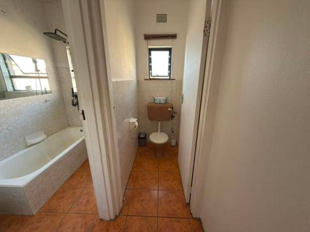 3 Bedroom House in Esselenpark