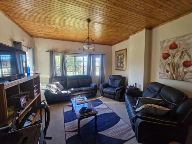3 Bedroom House in Eureka