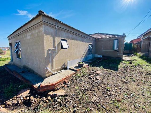 3 Bedroom House in Ezakheni