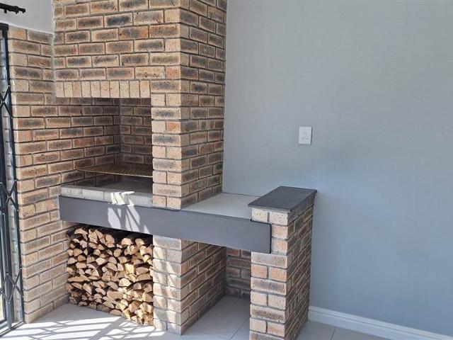 3 Bedroom House in Fairview