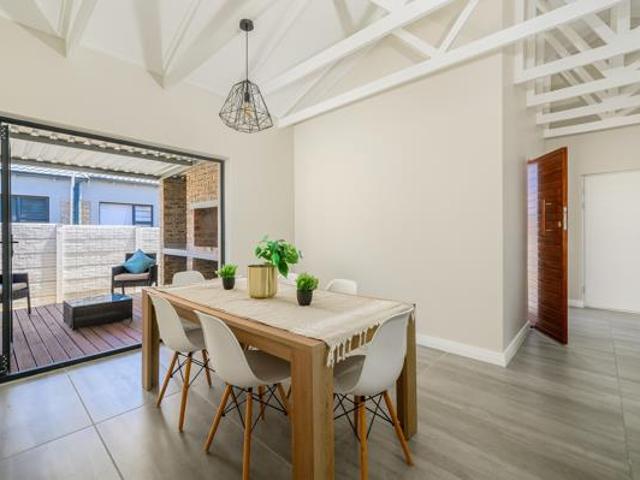 3 Bedroom House in Fairview