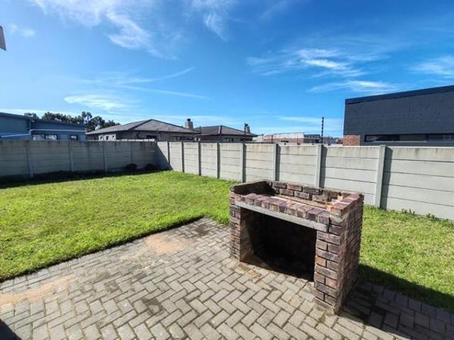 3 Bedroom House in Fairview