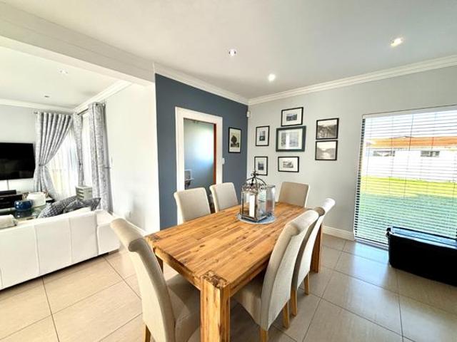 3 Bedroom House in Fairview