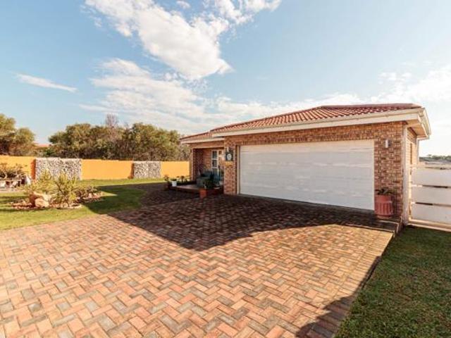 3 Bedroom House in Fairview