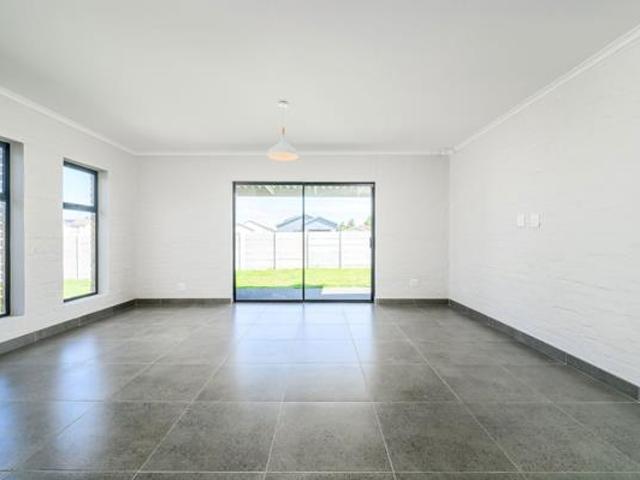 3 Bedroom House in Fairview