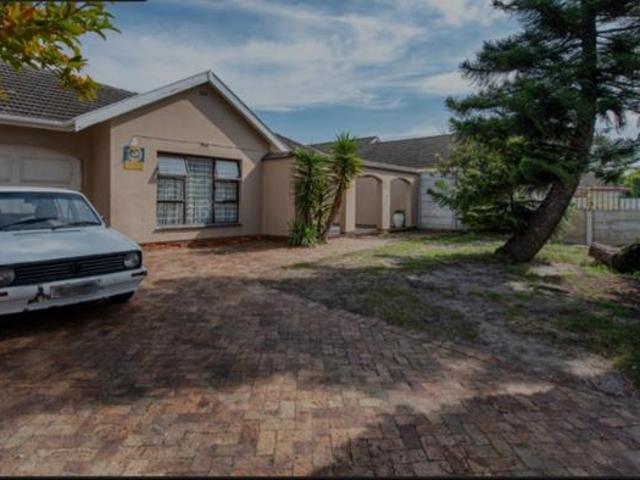 3 Bedroom House in Fairways