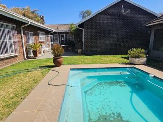 3 Bedroom House in Falcon Ridge