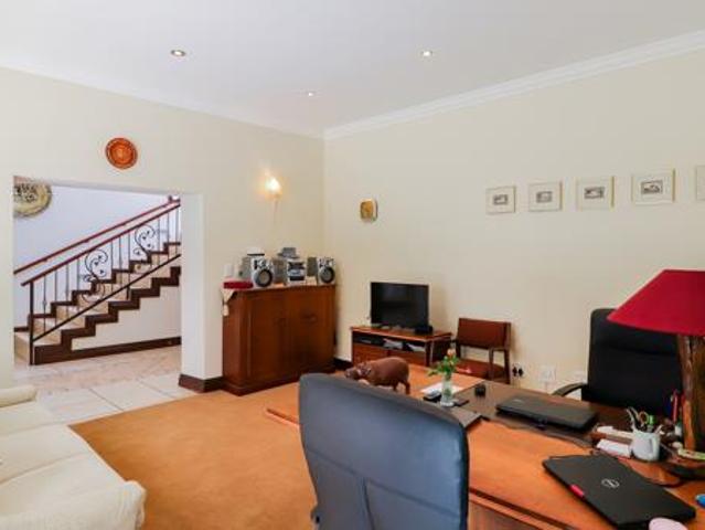 3 Bedroom House in Featherbrooke Estate
