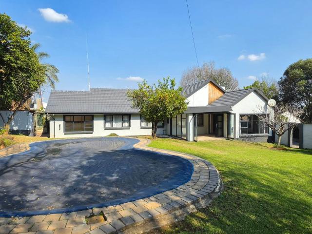 3 Bedroom House in Ferndale
