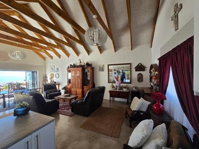 3 Bedroom House in Flagship