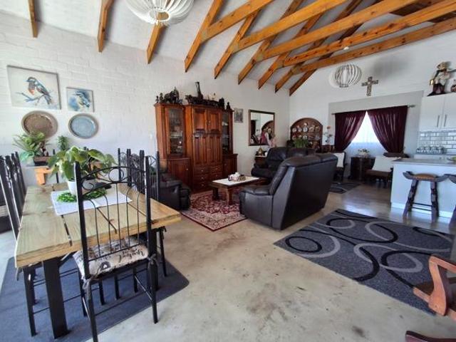 3 Bedroom House in Flagship