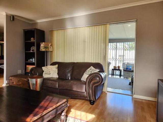 3 Bedroom House in Flamingo Vlei