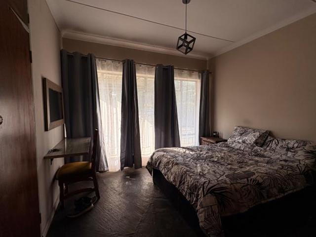 3 Bedroom House in Flamwood