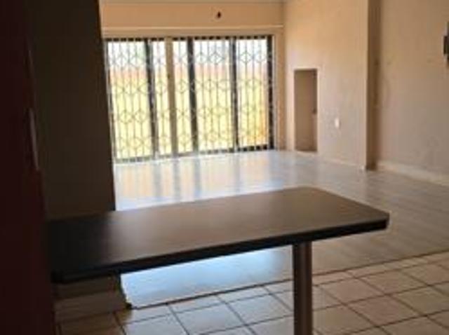 3 Bedroom House in Flamwood
