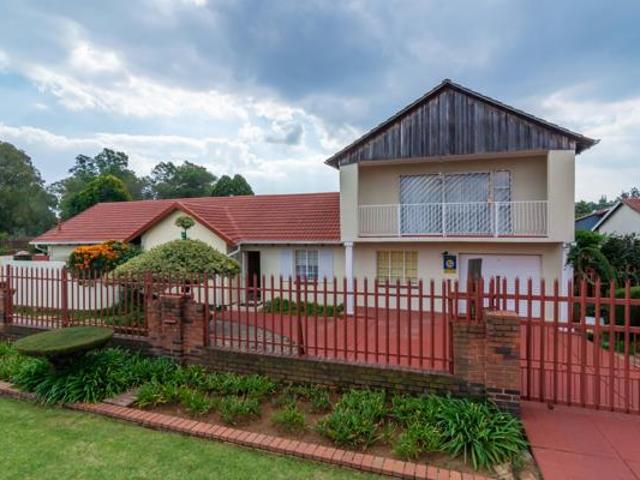 3 Bedroom House in Fleurhof