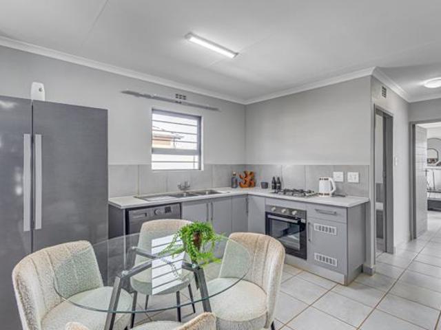 3 Bedroom House in Fleurhof