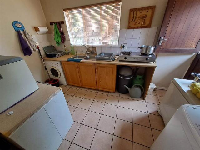 3 Bedroom House in Florauna