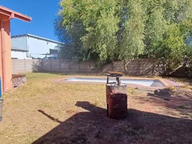3 Bedroom House in Flora Park