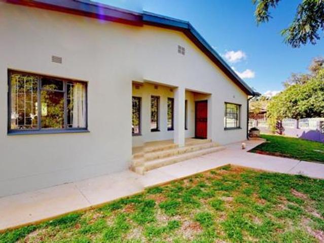 3 Bedroom House in Flora Park
