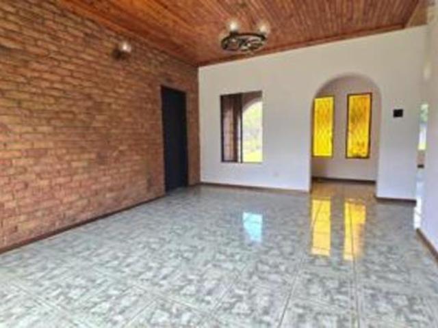 3 Bedroom House in Flora Park