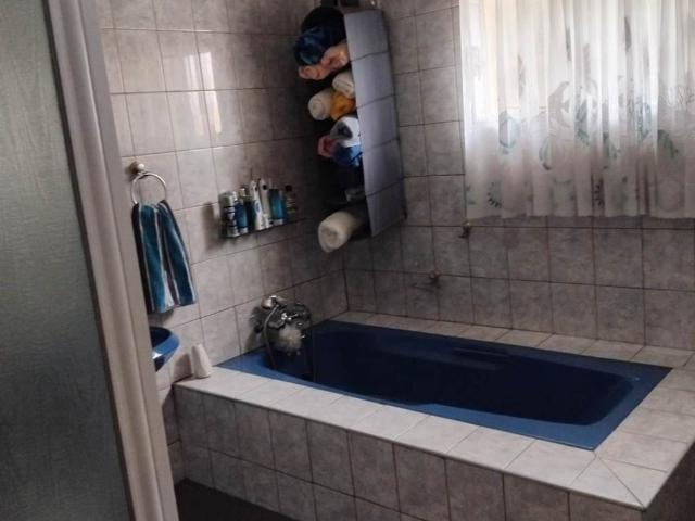 3 Bedroom House in Florentia